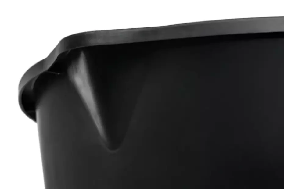 Stavební kbelík s výlevkou(3)