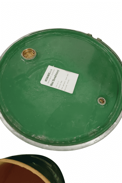 PLECHOVÝ SUD 200 L POUŽITÝ VNĚ I UVNITŘ LAKOVANÝ ODNÍMATELNÉ VÍKO (3)