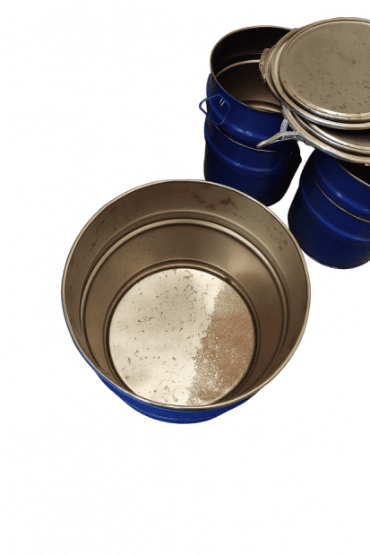 PLECHOVÝ SUD 30 L RAL5010/SUROVÝ OV+PÁKA 365/395x320 MM STOPY RZI A PROMÁČKNUTÍ(2)