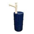 PLASTOVÁ RUČNÍ PUMPA K PE SUDU DO 60 L NA KAPALINY - HRUBÝ ZÁVIT(2)2