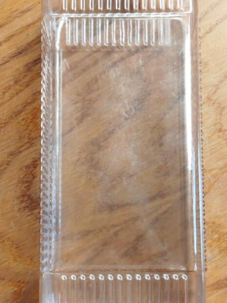 LÁHEV 500 ML PVC ÚZKOHRDLÁ ČIRÁ ČTYŘHRANNÁ BEZ UZÁVĚRU - LEHCE POŠKRÁBANÁ(3)